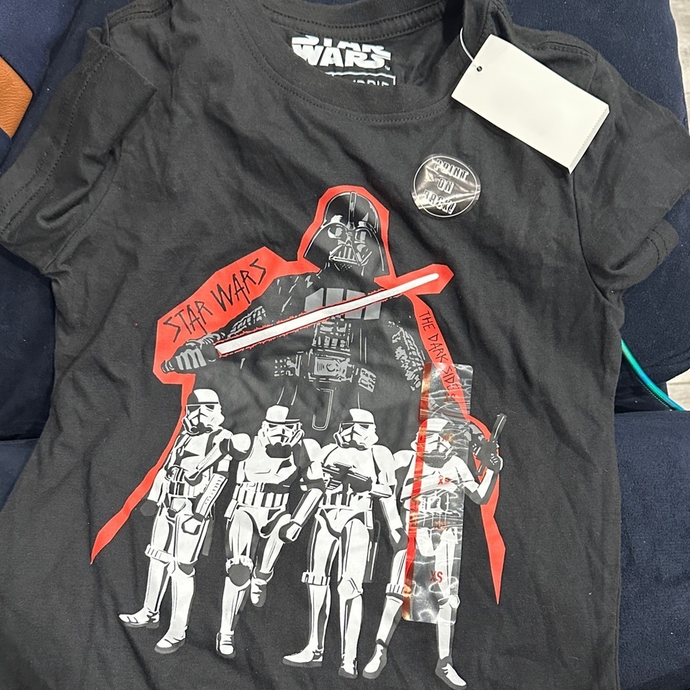 Star Wars Black Tee kids size XS. Nwt